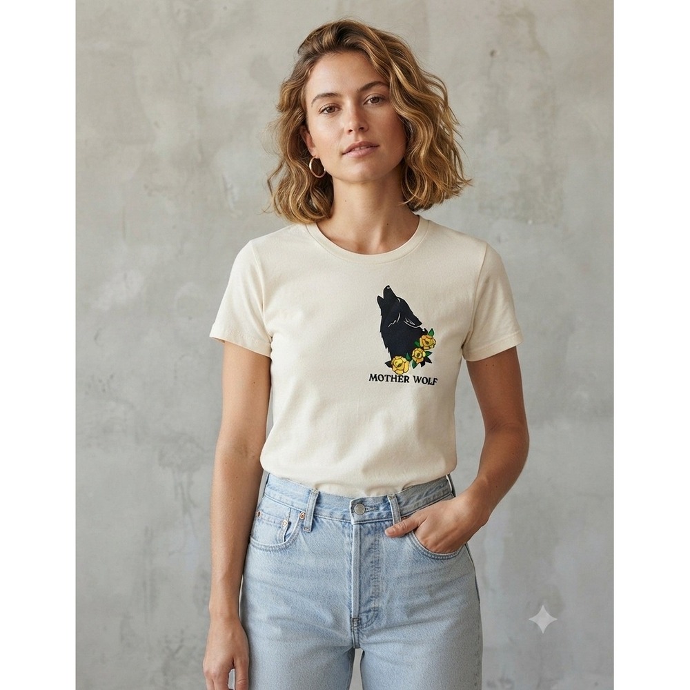 Savage Seeds Mother Wolf Organic Cotton Graphic Tee Cream Made in USA M